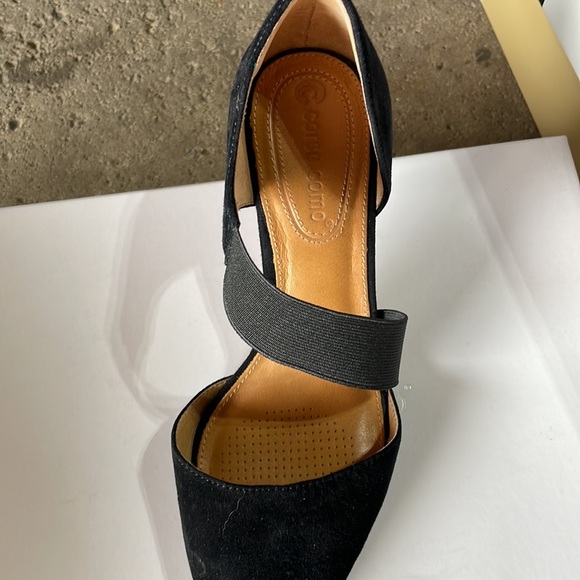 Heels - Picture 2 of 3